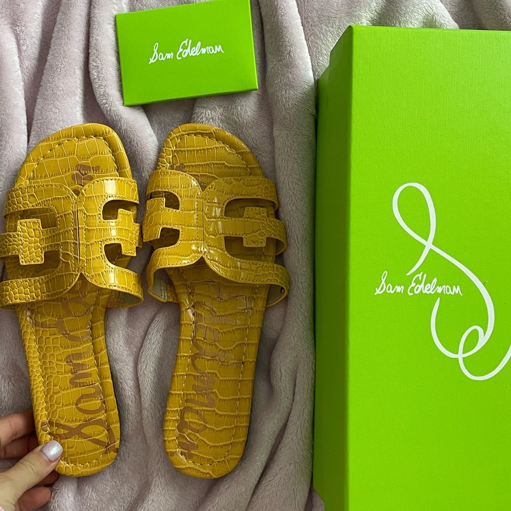 Sam Edelman BRAND NEW sunflower flats